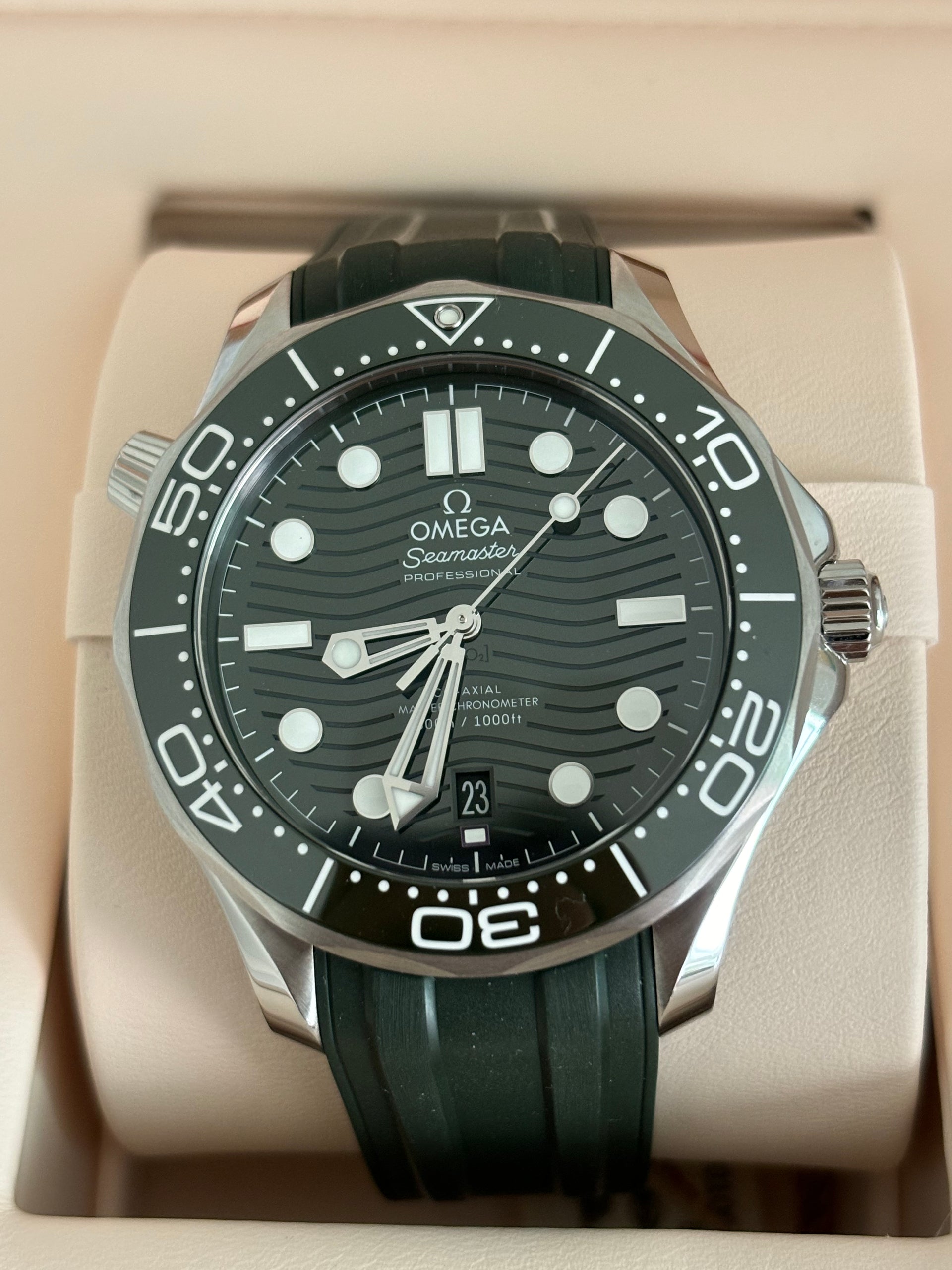 Omega Seamaster Diver 300m